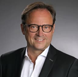 Peter Jochmann